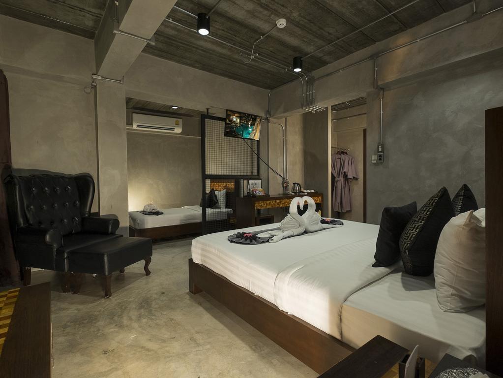 Thapae Loft Otel Chiang Mai Dış mekan fotoğraf