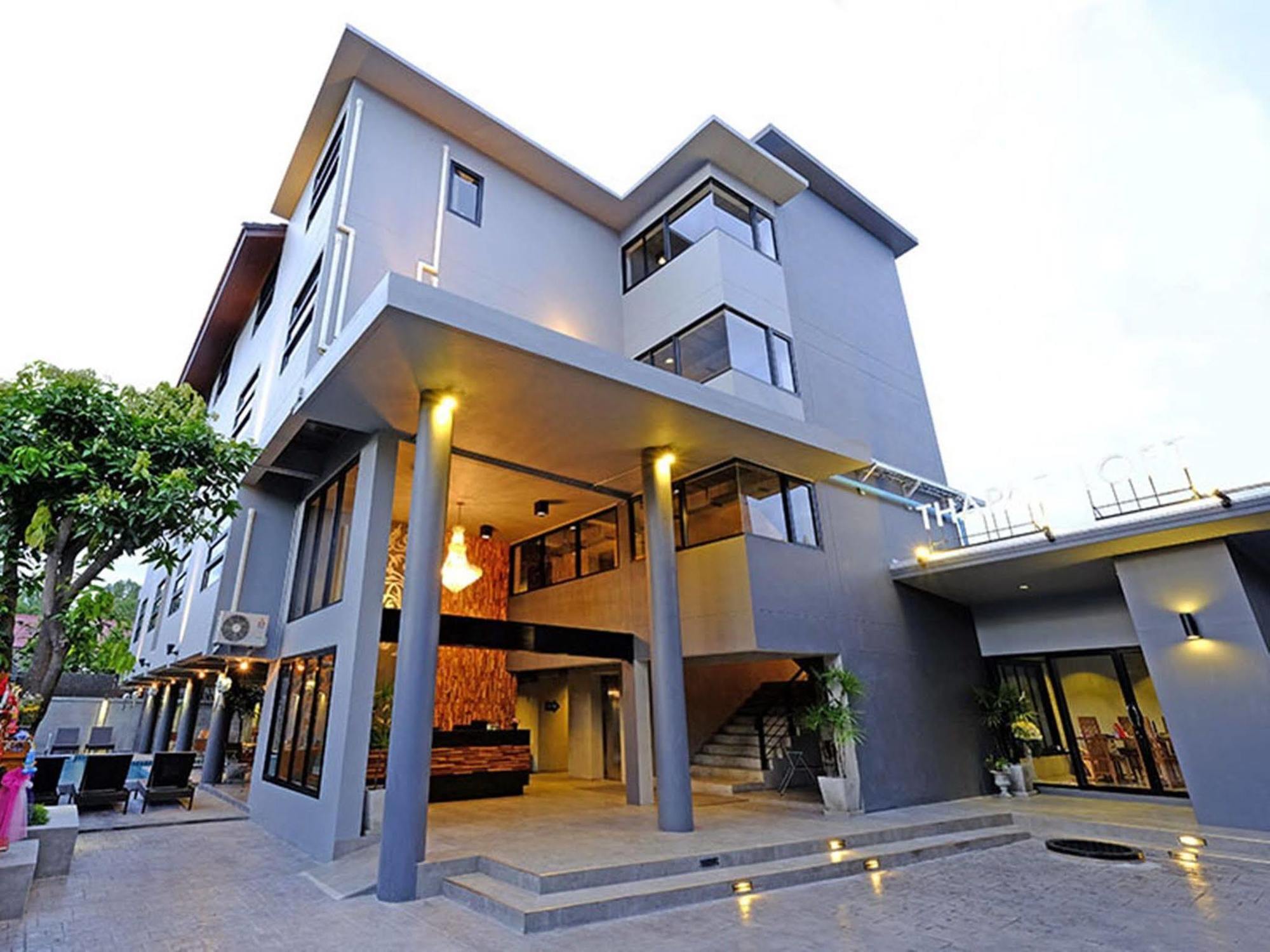 Thapae Loft Otel Chiang Mai Dış mekan fotoğraf