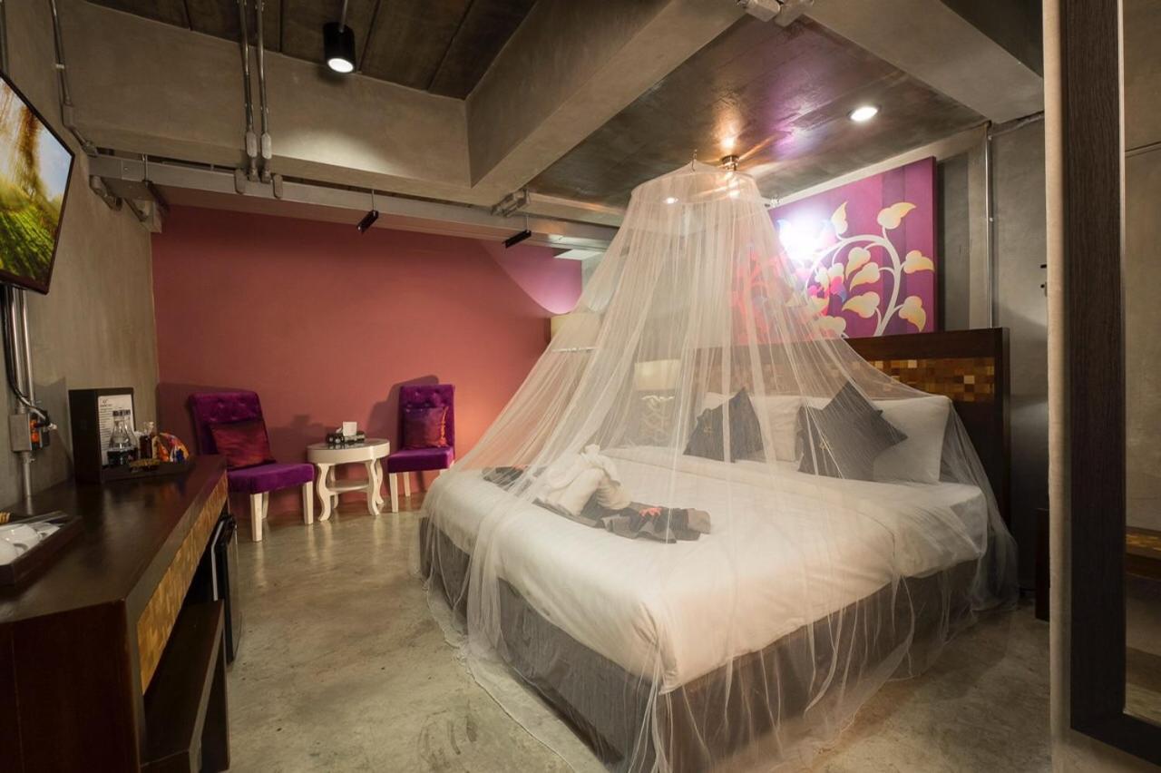 Thapae Loft Otel Chiang Mai Dış mekan fotoğraf