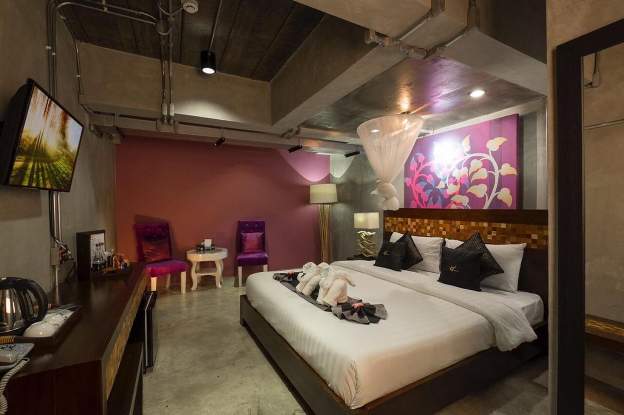 Thapae Loft Otel Chiang Mai Dış mekan fotoğraf